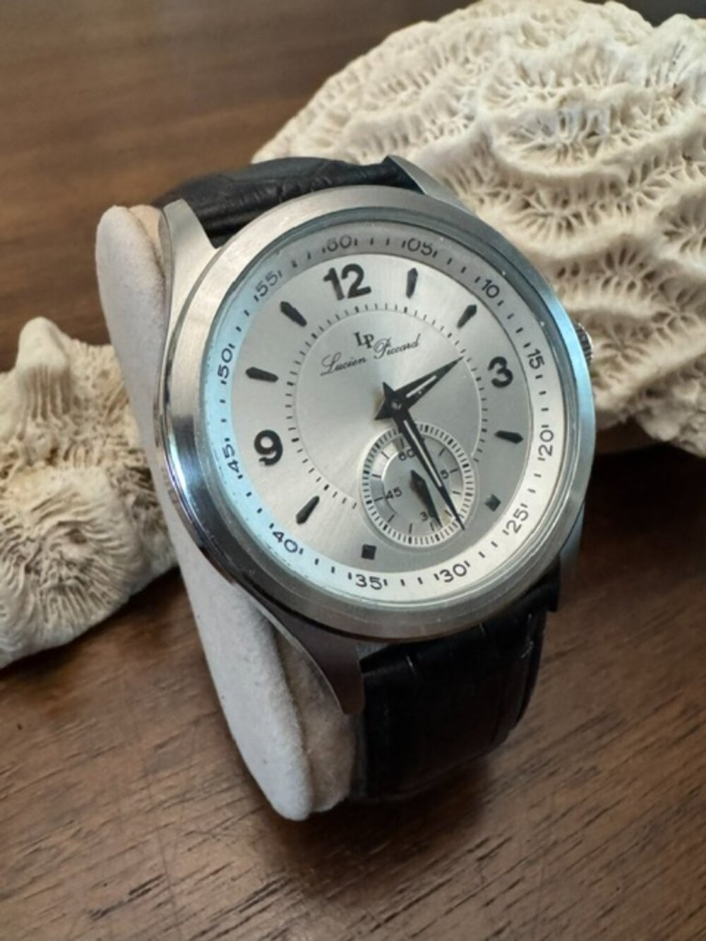 ELEGANT - Lucien Piccard Grande Quartz Watch - Model #11608